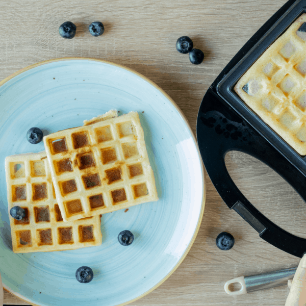Non-toxic waffle makers